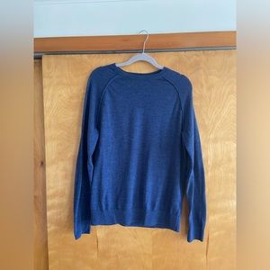 Old Navy Raglan Sweater Size M